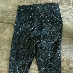 Lululemon Wonder Under Athletic Leggings